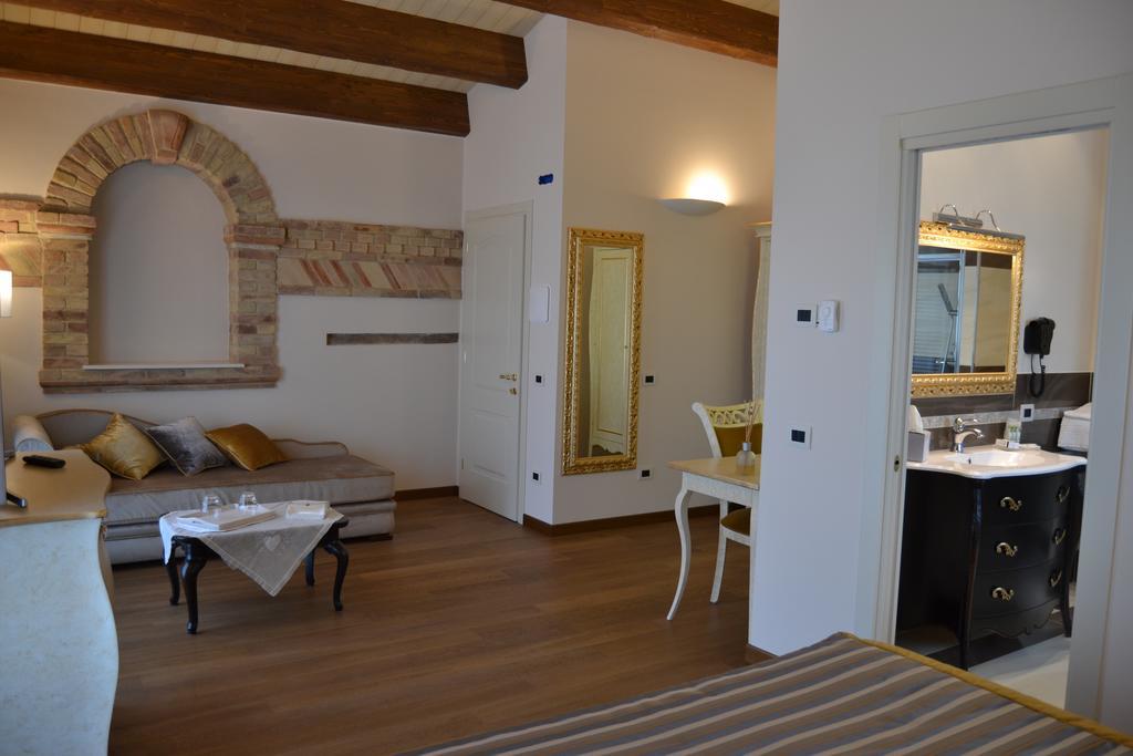 Agriturismo De Luca Mozzagrogna Екстериор снимка